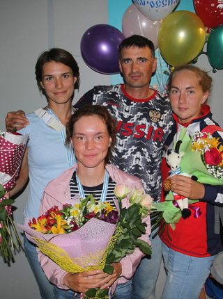 В Саратов вернулись чемпионки Мира по гребному спорту.