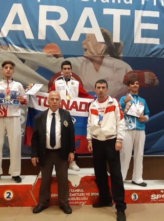 Ахмедов Ахмед завоевал золотую медаль на международном турнире по каратэ. 