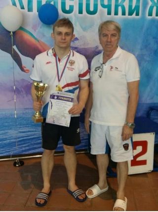 Артем Шпанов - победитель Всероссийских соревнований по прыжкам в воду