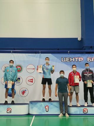 Владимир Мальков победитель Кубка России по бадминтону 2020