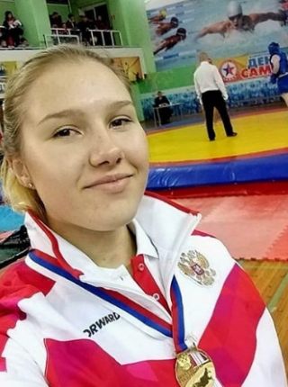 Марьяна Авдеенко - победитель Первенства России по ушу.