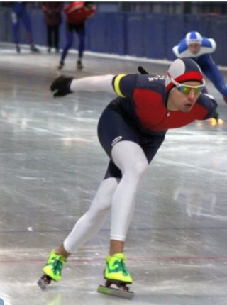 Чмутов Даниил победитель и серебряный призёр всероссийских соревнований по конькобежному спорту 
