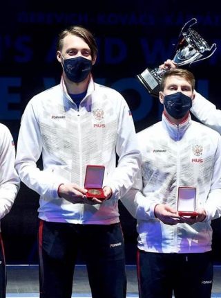 Сборная команда России по фехтованию на саблях завоевала лицензию на Олимпийские игры в Токио 2021 г.