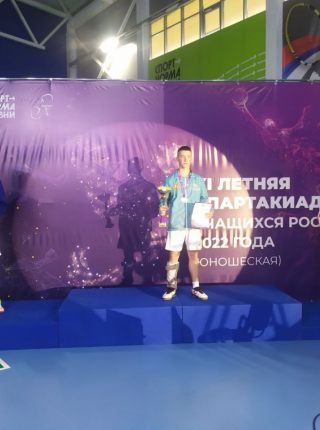 Никита Зибров серебряный призер Спартакиады учащихся по бадминтону