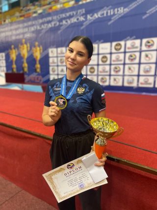 Александра Мешкова победитель Всероссийских соревновании по каратэ «Кубок Каспия»